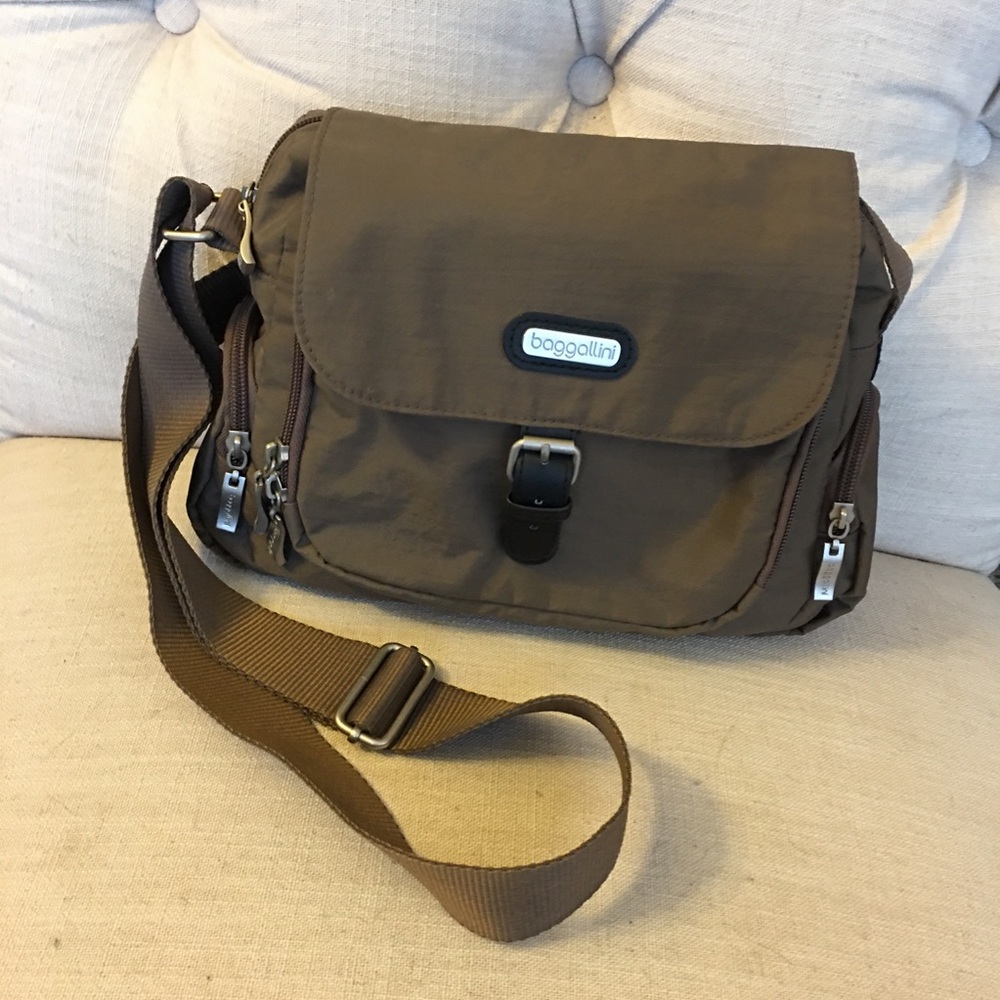 Baggallini Green Crossbody